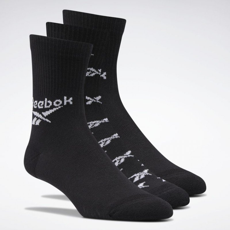 Reebok Unisex Classics Fold Crew Socks 3 Pairs- جوارب ريبوك كلاسيك فولد (3 أزواج) للجنسين لون أسود