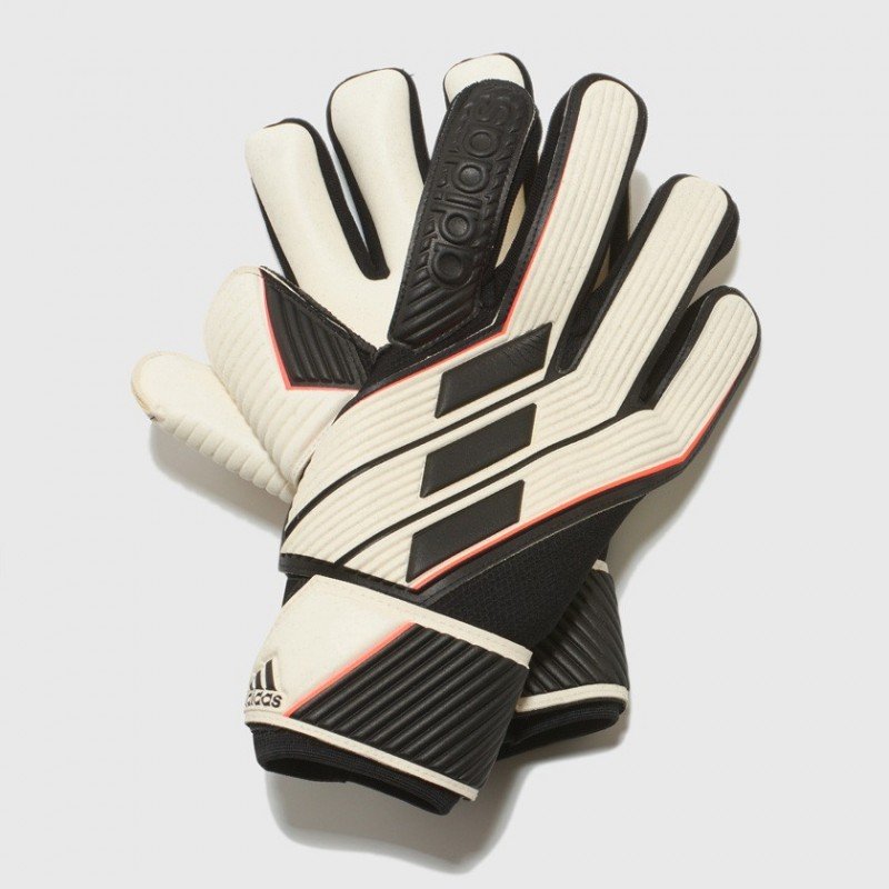 Adidas Tiro Pro Goalkeeper Gloves- قفازات اديداس تيرو برو من للجنسين