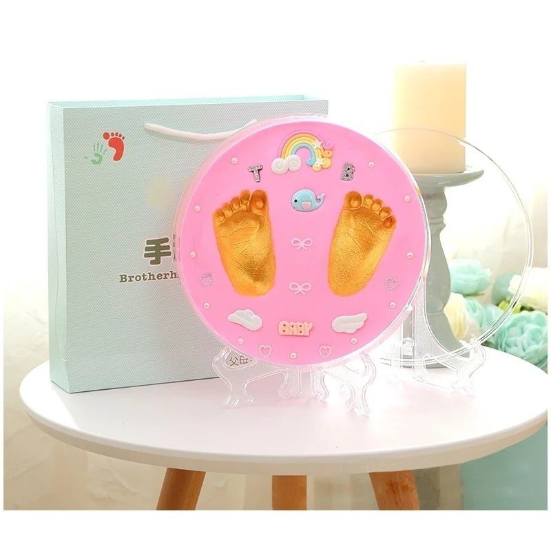 دعسة ذكريات للاطفال مع حروف وارقام لكتابة الاسم والعمر - زهري - Image 2