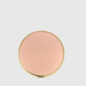 Gucci Matte Beauty Powder 02 Medium Fair cool undertones بودرة غوتشي بودري دي بيوتي مات ناتشريل غير اللامعة 10 جم