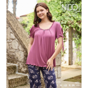 بيجامة بيتية قطعتين تيشيرت وبنطلون للنساء لون بنفسجي وكحلي