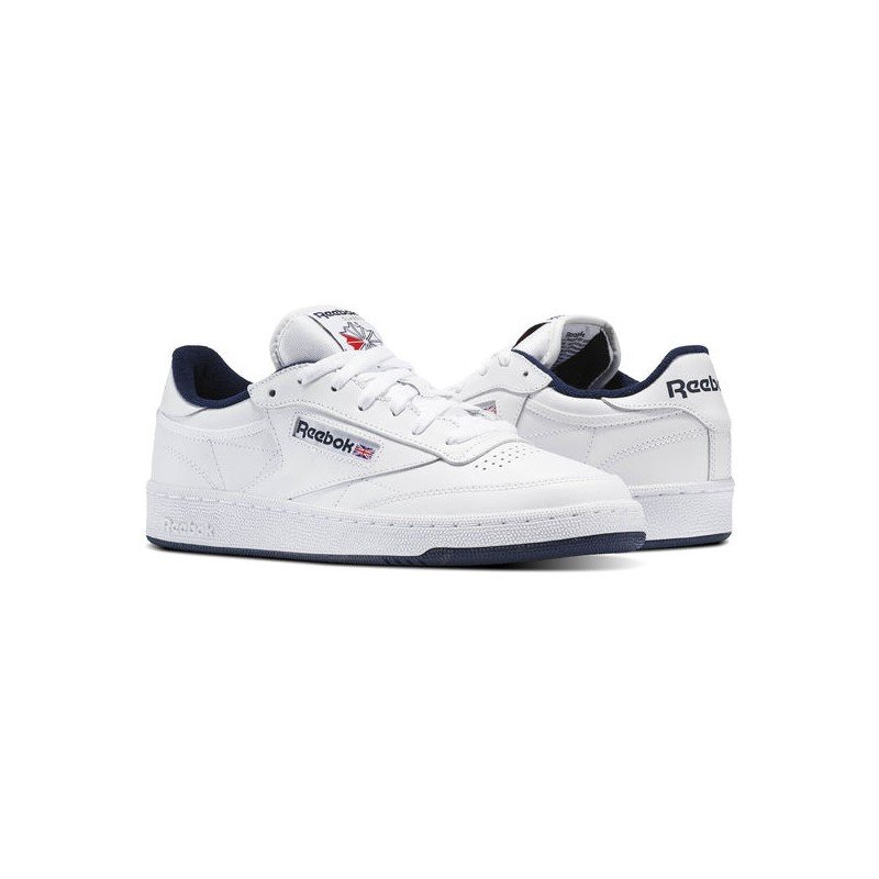 Reebok Men' Club C 85 Leather Shoes -White- حذاء ريبوك كلوب سي 85 للرجال لون أبيض وكحلي