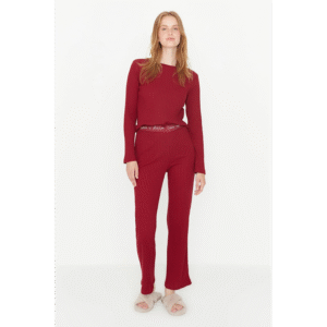 بجامة تركية مطاطية بأكمام طويلة للنساء لون عنابي