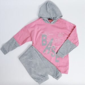 بجامة نسائية مُكونة من قطعتين لون زهري وسكني