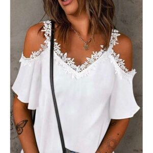 بلوز ة لون ابيض لعمر المحير