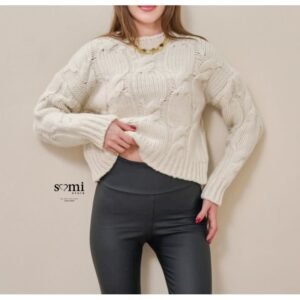 بلوزة صوف للنساء قصيرة لون بيج من Sami Boutique