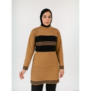 بلوزة صوف للنساء لون بني