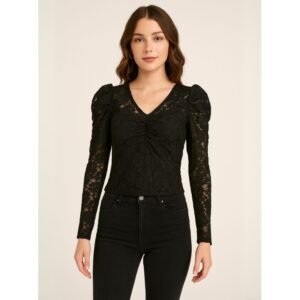 بلوزة للنساء لون أسود