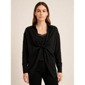 بلوزة للنساء لون أسود