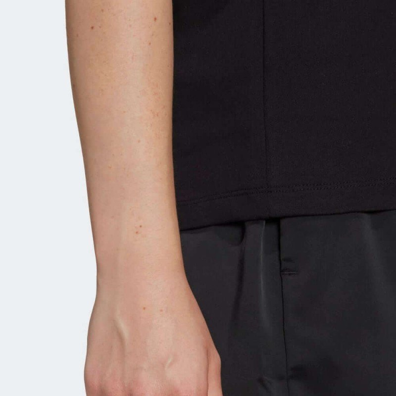 بلوزه وتيشيرت ادي كولور سبليت بشعار الماركة من اديداس للنساء لون أسود Adidas ADICOLOR SPLIT TREFOIL T-Shirts