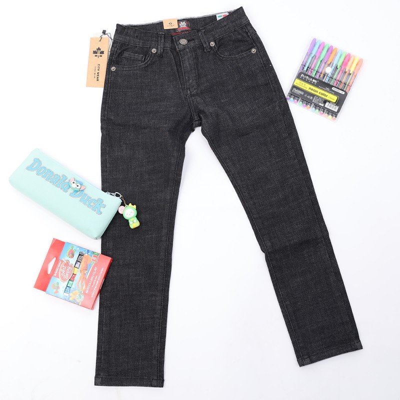 بنطال جينز سليم فيت ولادي لون أسود