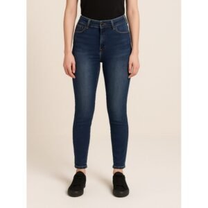 بنطال جينز للنساء بأرجل ضيقة لون أزرق غامق