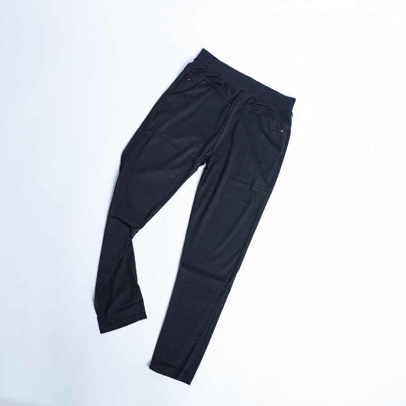 بنطال صيفي سكيني للنساء لون أسود