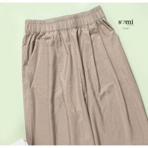 بنطلون لون بني