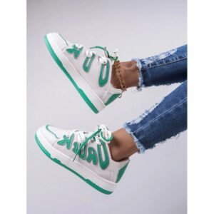 بوت بناتي ( ابيض واخضر)