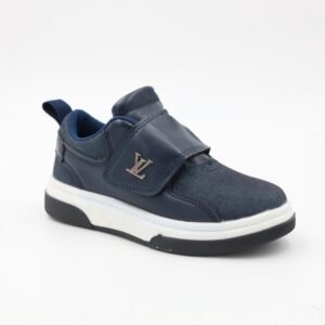 بوت سبورت جلد بشريط لاصق لون كحلي ونعل ابيض