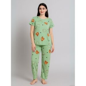 بيجامة ستاتية لون اخضر اشكال ملون بنطلون وبلوزة نص كم One Size