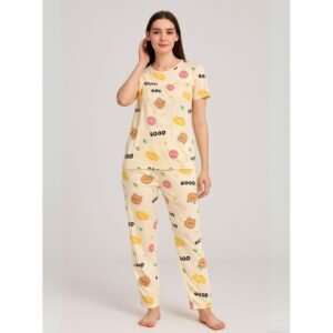 بيجامة ستاتية لون بيج اشكال ملون بنطلون وبلوزة نص كم One Size