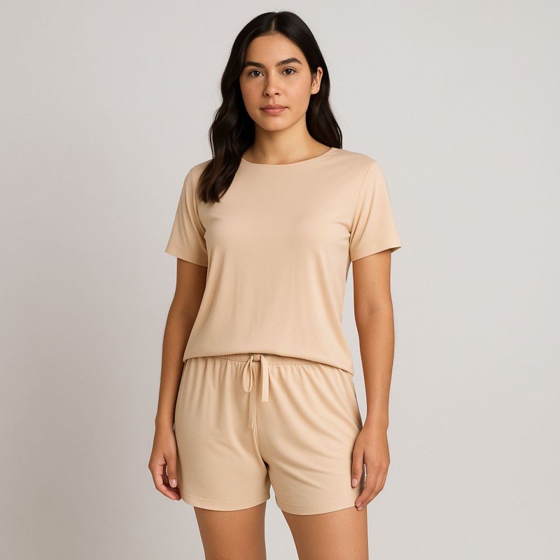 بيجامة صيفية بيتية شورت وبلوزة للنساء لون بيج فاتح one Size