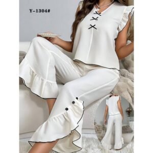 بيجامة صيفية للنساء قطعتين لون أبيض