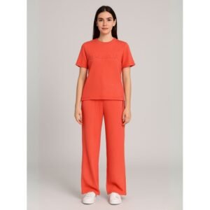 بيجامة للنساء لون برتقالي