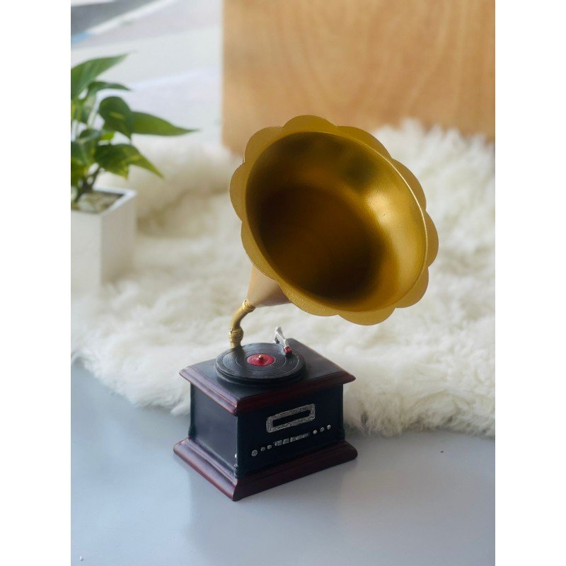 تحفة اكسسوار منزلي على شكل بوق