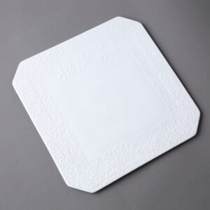 جاط بورسلان بتصميم شبه مربع حجم 30×30 سم لون أبيض