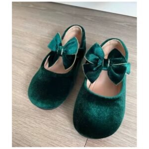 حذاء بناتي مخمل لون اخضر