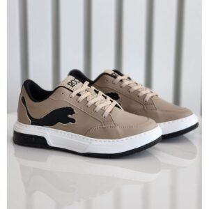 حذاء رياضي للرجال لون بيج