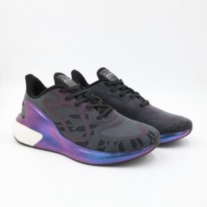 حذاء رياضي للنساء لون بنفسجي