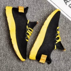 حذاء سبورت شبابي لون أسود  ونعل أصفر