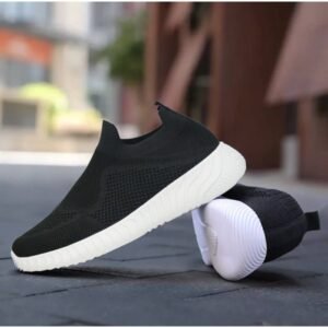 حذاء سبورت شبابي لون أسود