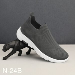 حذاء سبورت شبابي لون رمادي