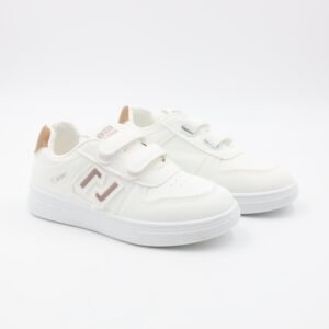 حذاء سبورت للأطفال لون أبيض