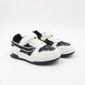 حذاء سبورت للأطفال لون أبيض