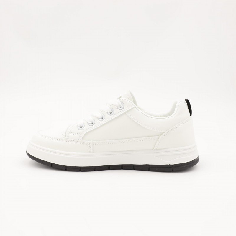 حذاء سبورت للأطفال لون أبيض وأسود