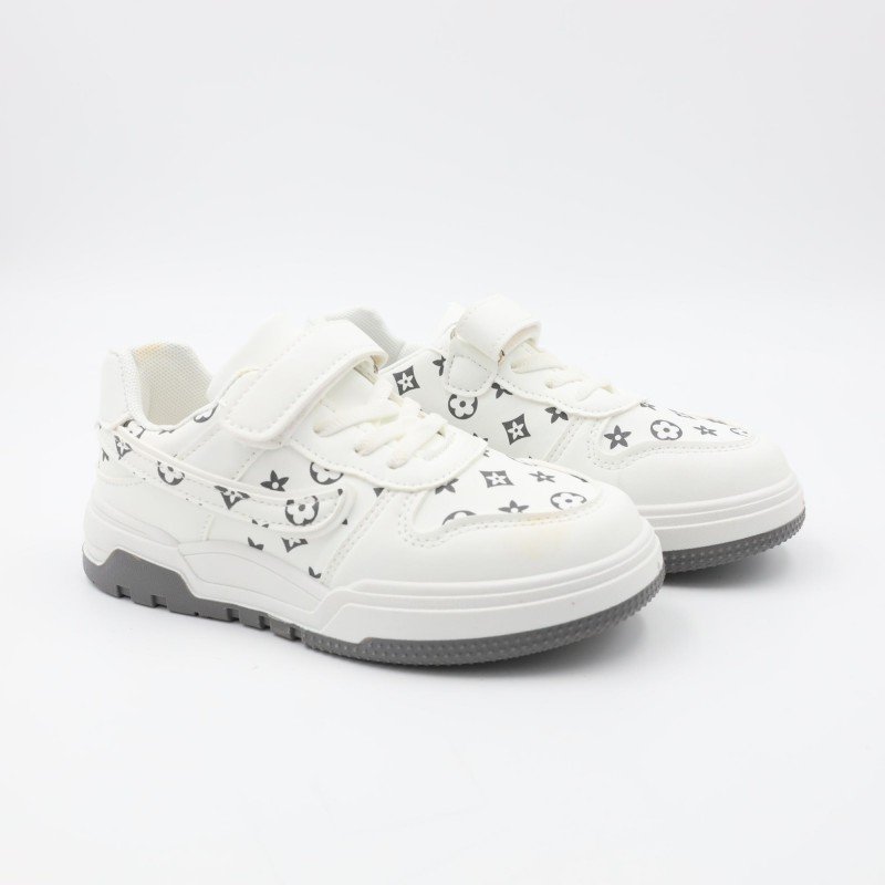 حذاء سبورت محير لون أبيض