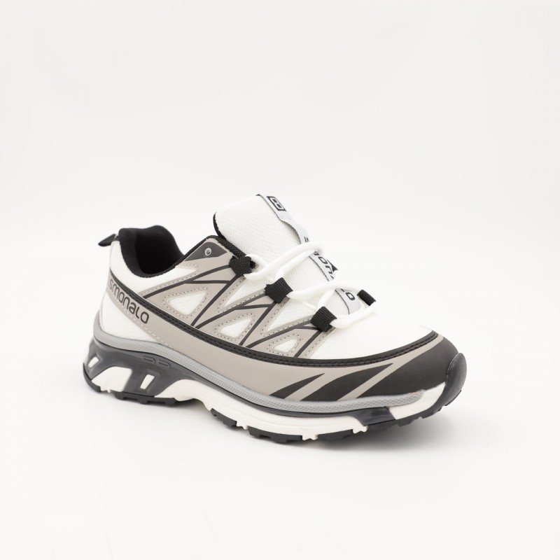 حذاء سبورت ولادي لون أبيض وأسود