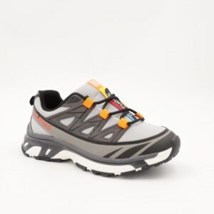 حذاء سبورت ولادي لون رمادي وبرتقالي