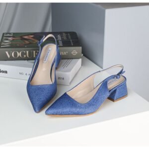 حذاء ستاتي لون ازرق غامق من Sami Boutique