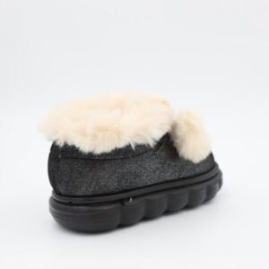 حذاء شتوي للأطفال لون أسود بلمعة