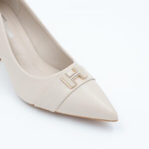 حذاء كعب عالي رفيع للنساء لون بيج