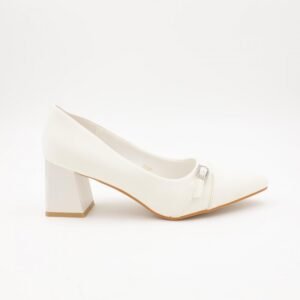 حذاء كعب عالي عريض لون ابيض