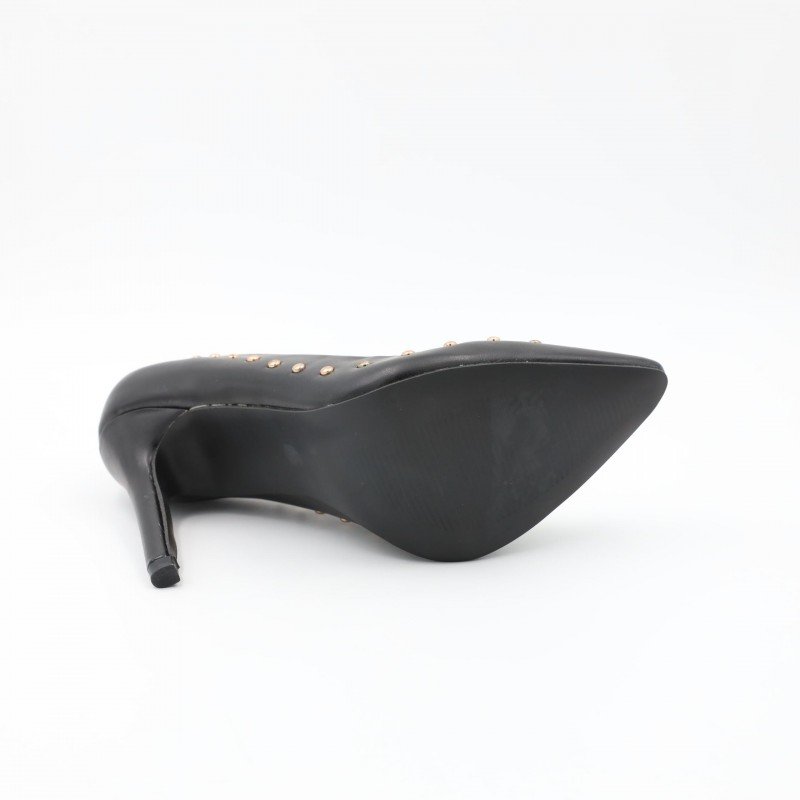 حذاء كعب للنساء لون أسود