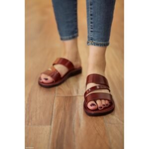 حفاية جلد طبيعي للنساء لون بني