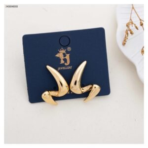 حلق بشكل غير منتظم لون ذهبي