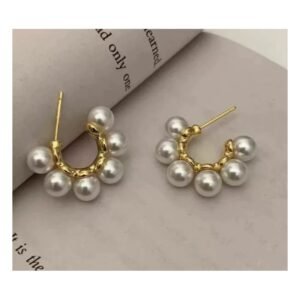 حلق ذهبي بتصميم لولو