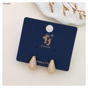 حلق شكل دمعة مع زركون لون ذهبي