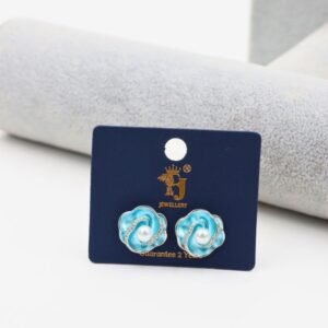 حلق على شكل وردة ملونة مع زركون لون فضي وازرق