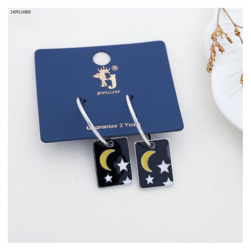 حلق مستطيل مع هلال لون فضي و أسود